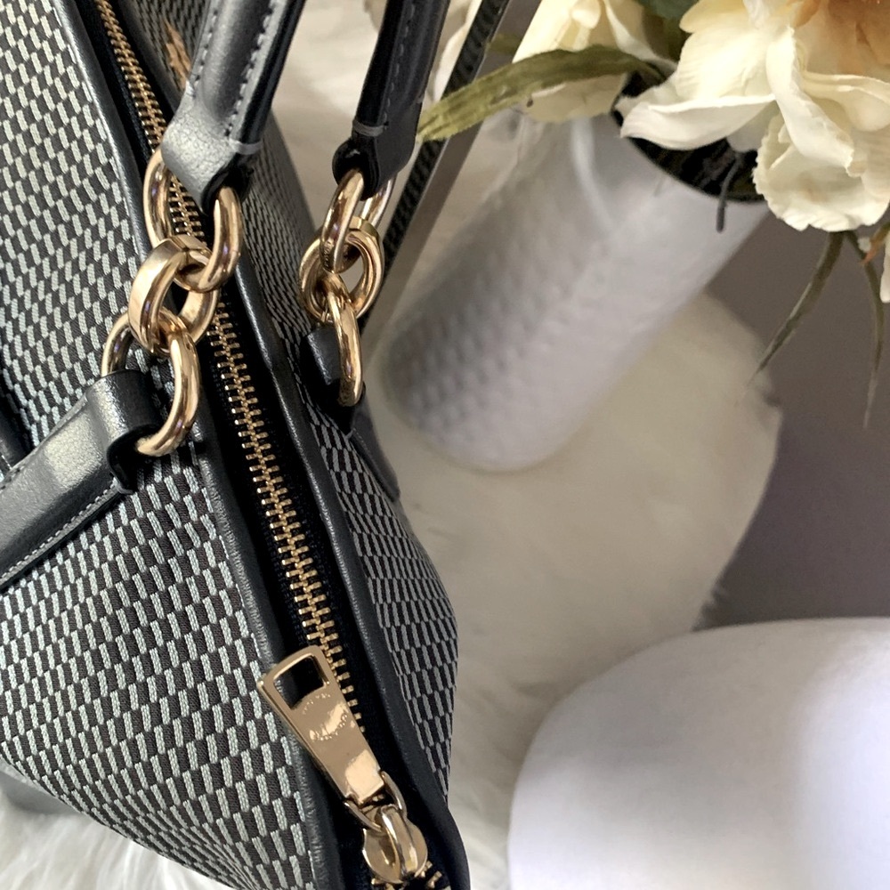 Coach Jacquard AvaTote Style F28468
Blue/Navy - Picture 6 of 16